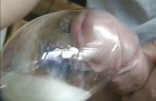 XXX El chico no le dice a la madrastra que lo travestis videos chile folle